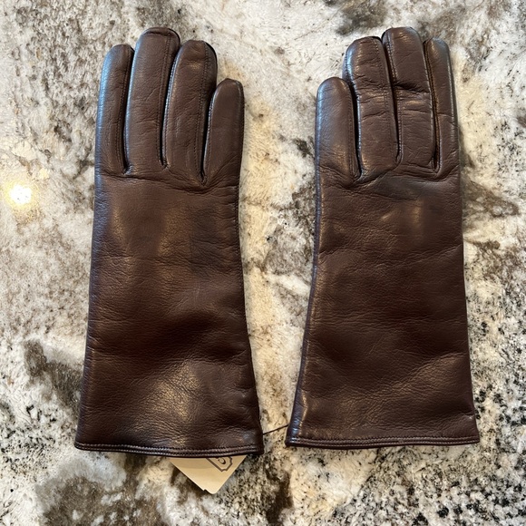 Coach Leather women’s shearling lined (soft lambs wool) gloves - Picture 6 of 6